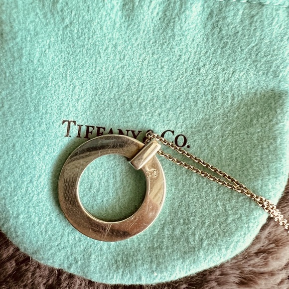 *SOLD* Authentic Tiffany & Co 1837 Round Circle Necklace Vintage / Retired - Picture 3 of 4